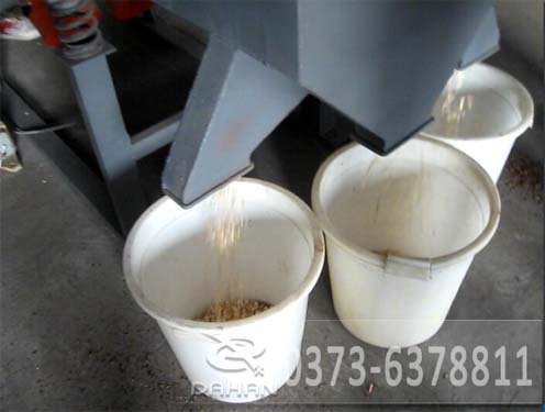 菊花分級直線振動篩 菊花分級直線振動篩